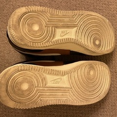 [ある程度使用]NIKE エアフォースワン(茶、28.0cmほど)[値下げ交渉可能]の画像