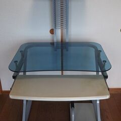 差し上げます】　中古パソコンデスク　FB-01M　引き取り限定　パソコンラックの画像