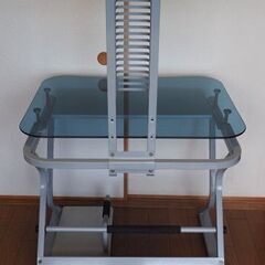 差し上げます】　中古パソコンデスク　FB-01M　引き取り限定　パソコンラックの画像