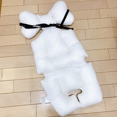 メラビー ベビーカーシート ベビーカークッションの画像