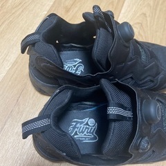 Reebok インスタポンプフューリー ブラックの画像