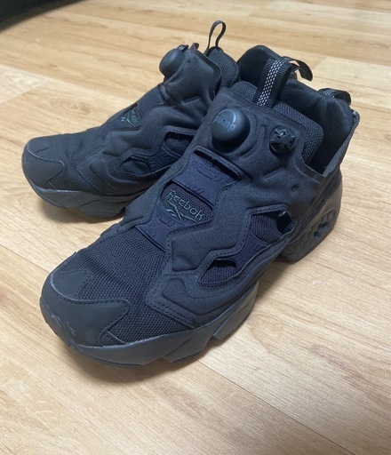 Reebok インスタポンプフューリー ブラック