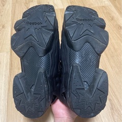 Reebok インスタポンプフューリー ブラックの画像