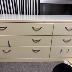 タンスの画像