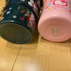 ハローキティ弁当箱⭐︎ディズニーランドポップコーン入れの画像