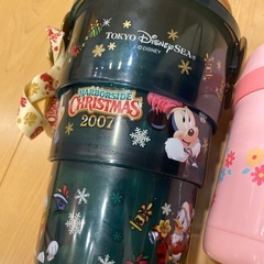 ハローキティ弁当箱⭐︎ディズニーランドポップコーン入れの画像