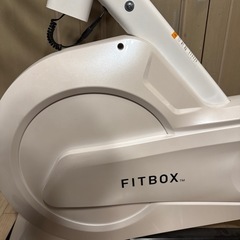 FITBOX 第3世代 エアロバイク 美品　心拍数センサ フィットネスバイク スピンバイク エクササイズバイク トレーニングマシン フィットネスマシン ルーム エアロバイク ダイエット器具 健康器具 静音 連続使用 120分 負荷8段階 の画像