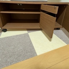 テレビ台の画像