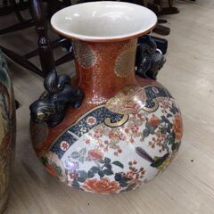 古い　大壺　伊万里焼き　伊万里　壺の画像