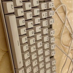 白キーボード(未使用)の画像
