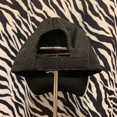 【美品】adidas メッシュキャップ ブラック フリーサイズの画像