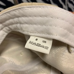 【美品】BECAUSE キャップ ベージュの画像