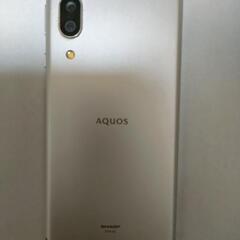 UQモバイル版AQUOSseason3　SHV45 (シムトレイ無し)の画像