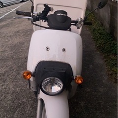 配達バイクに最適ボックス付きフットブレーキで楽々運転のベンリー110、要現地確認の画像