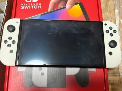 Nintendo Switch（有機ELモデル）128GBメモリーカード付き