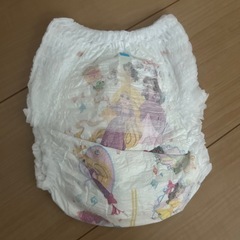GOONオムツ(パンツタイプBIGサイズ)ディズニープリンセスデザインの画像