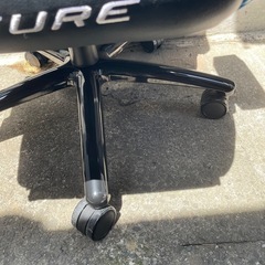 70%OFF AKRacing Overture ゲーミングチェアの画像