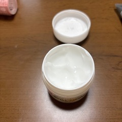 アメニティとヘアカーラーの画像