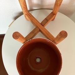 陶器鉢・木製スタンドセットの画像