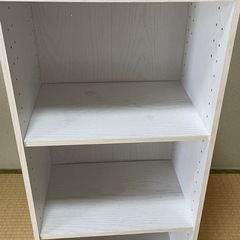 ニトリ　白カラーボックス の画像