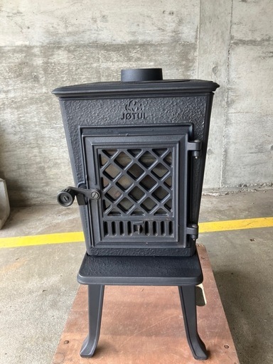 鋳物薪ストーブノルウェー製