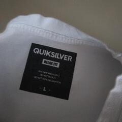 2枚セットQuiksilverメンズTシャツの画像