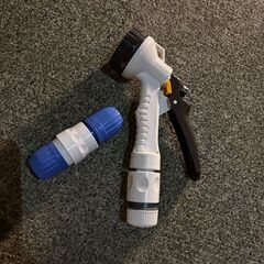 ホース10ｍ弱？+グリーンライフ製散水ノズル+タカギ製ジョイント 水栓の画像