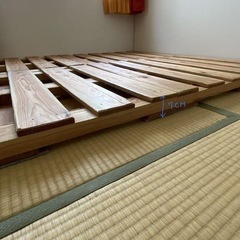 パレット4つ　スノコベットの画像