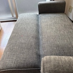 ソファー
の画像