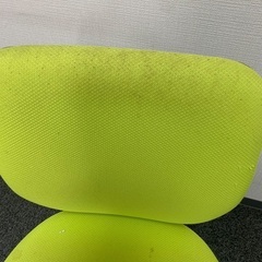 事務椅子の画像