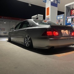 18クラウンアスリート⭐︎ 車高短　シルバーの画像