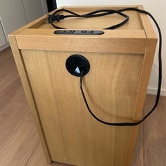 サイドテーブルの画像