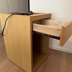 サイドテーブルの画像