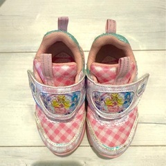 最新 アイドルプリキュア 光る靴の画像