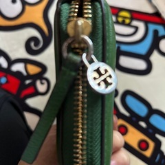 トリーバーチ長財布の画像