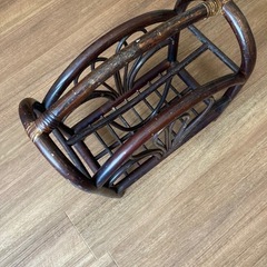 マガジンラック籐製の画像