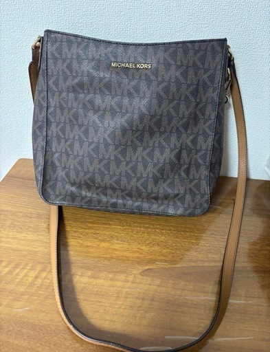 マイケルコース　ショルダーバッグ