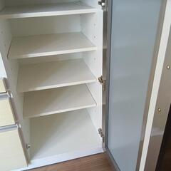 ニトリ食器棚の画像