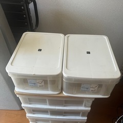 【収納ケース】の画像