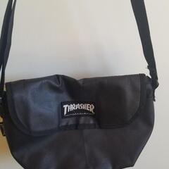 THRASHER　メッセンジャーバッグ ショルダーバッグの画像