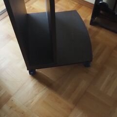 キャスター付き小物家具、美品、サイドテーブル、ワゴン、４５ｘ３８ｘ４３の画像