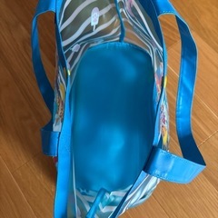 パウパトロールのプールバックの画像