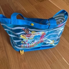 パウパトロールのプールバックの画像