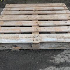②木製パレットの画像