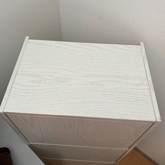 3段ボックスの画像