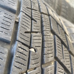 年式2022 195/65R15 YOKOHAMAスタッドレス4本の画像