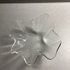 プラスチック　サラダ皿　２個の画像