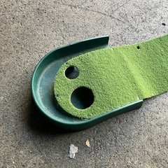 アイリスオーヤマ　プロ芝パターマットの画像