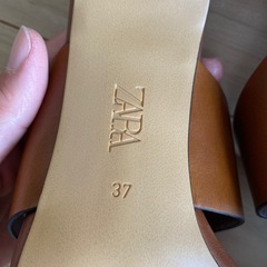 【ZARA】レディースサンダル　サイズ37の画像