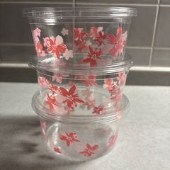 桜花柄プラスチックケースフタ付き3個セットの画像
